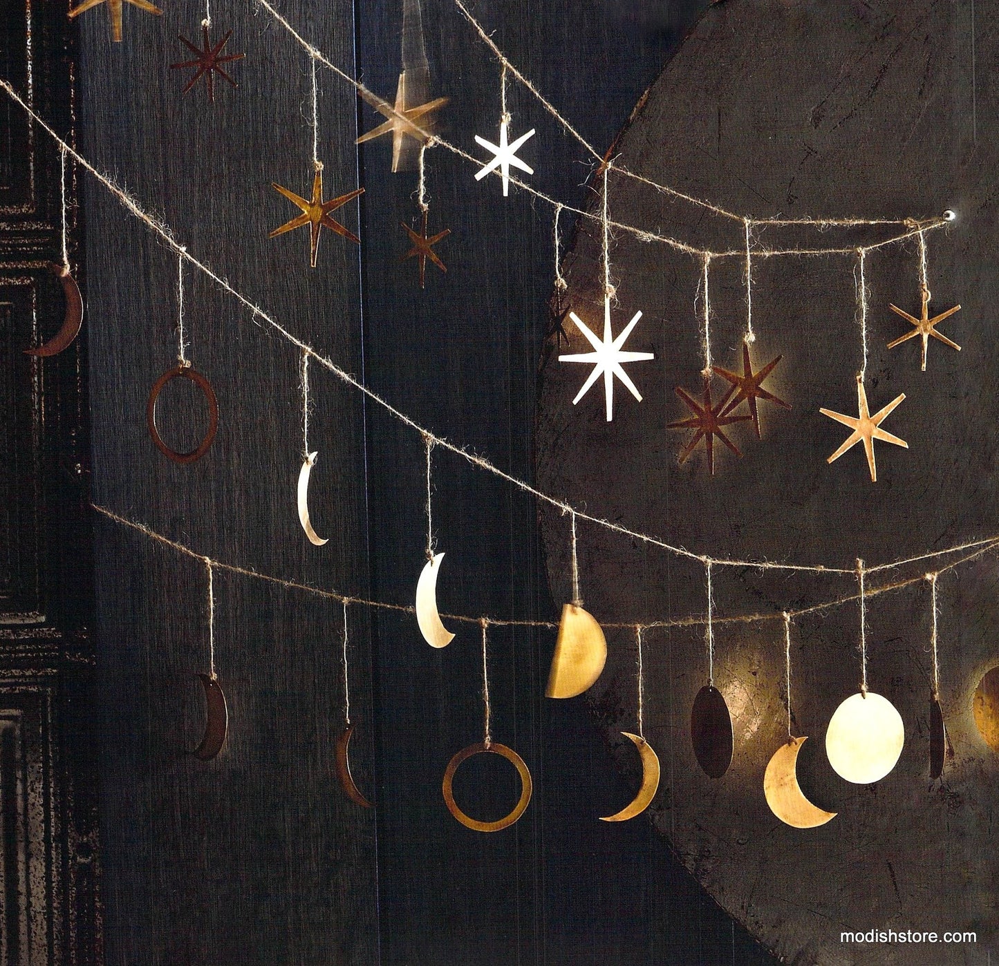 Roost Phases of the Moon Garland