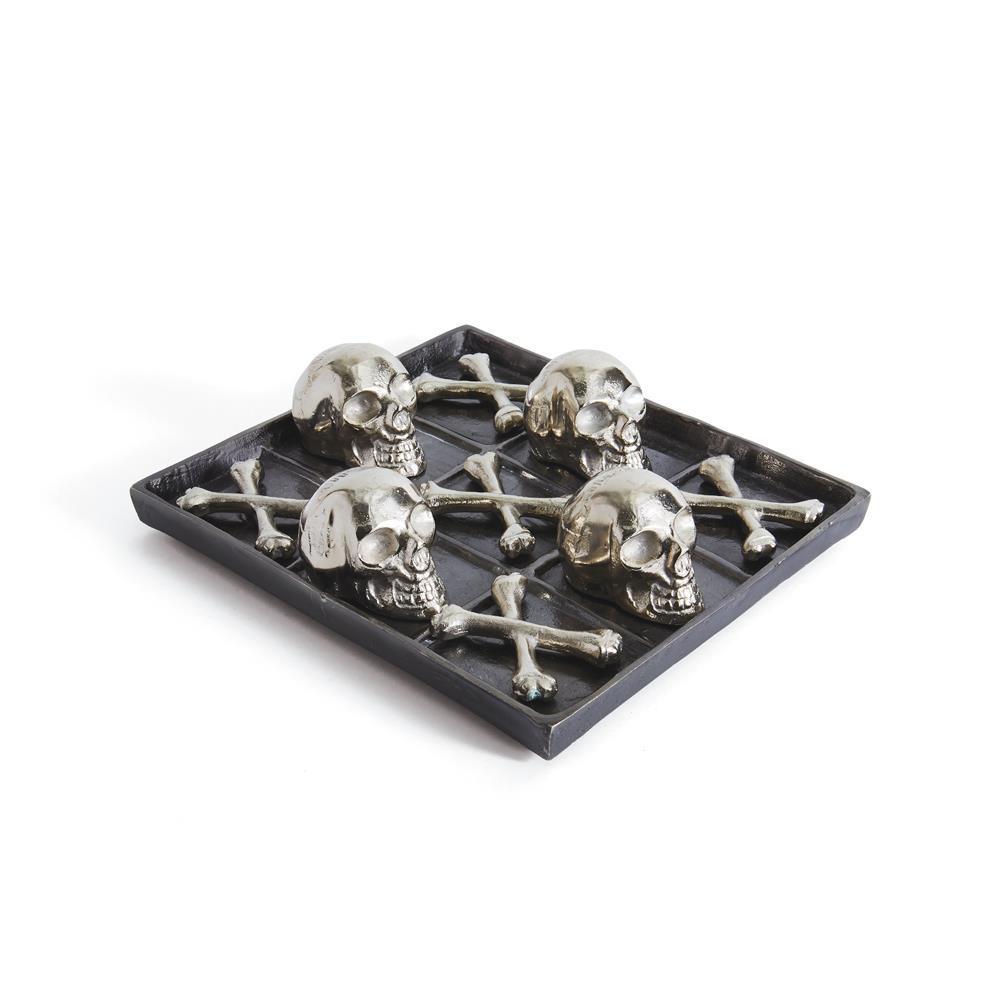 Skull and Bones Tic Tac Toe by GO Home