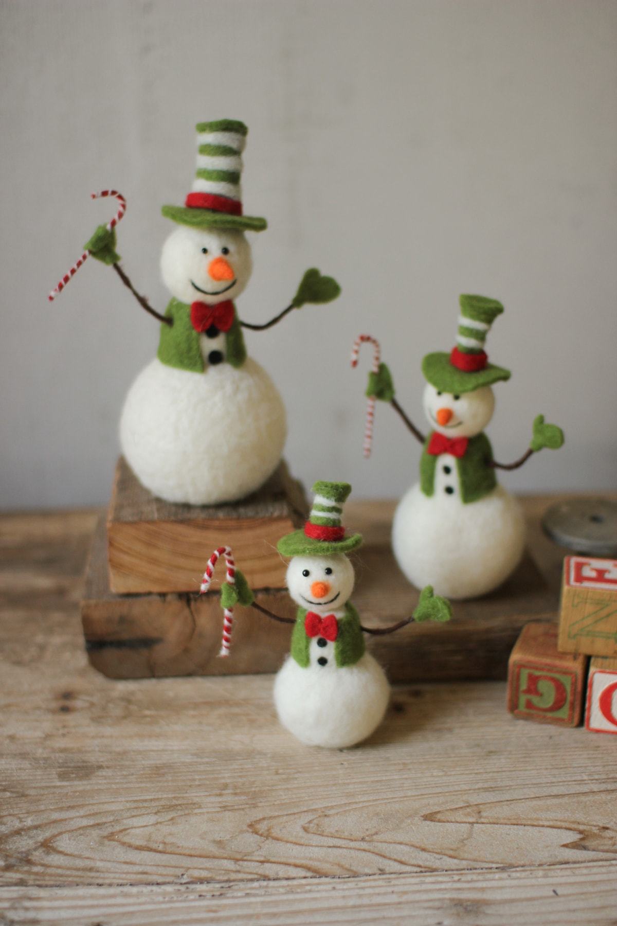 Kalalou Set Of 3 Felt Snowmen Holding Candy Canes