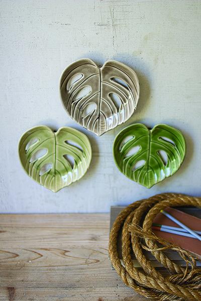 Kalalou Set Of 3 Ceramic Leaves Wall Hanging