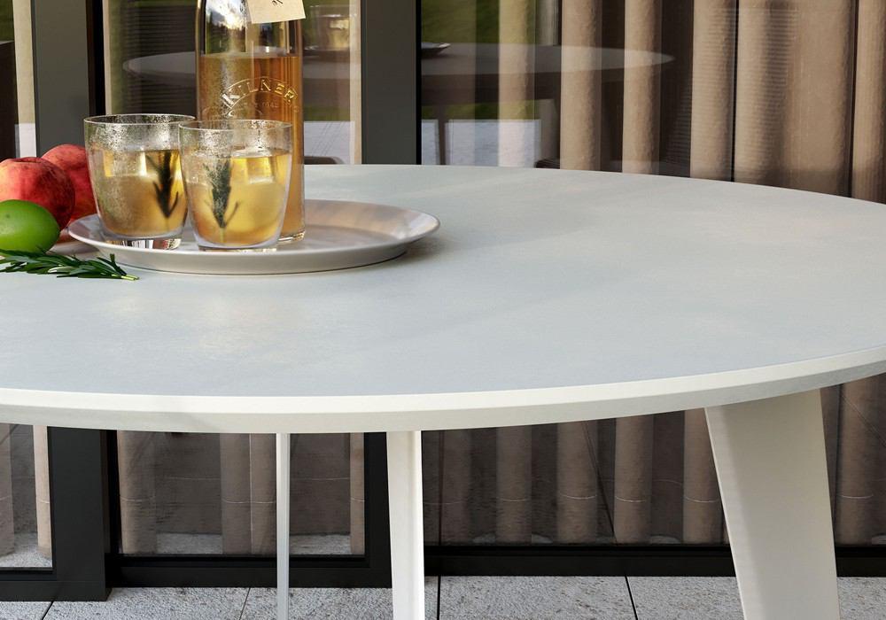 Modloft Amsterdam Outdoor Round Dining Table