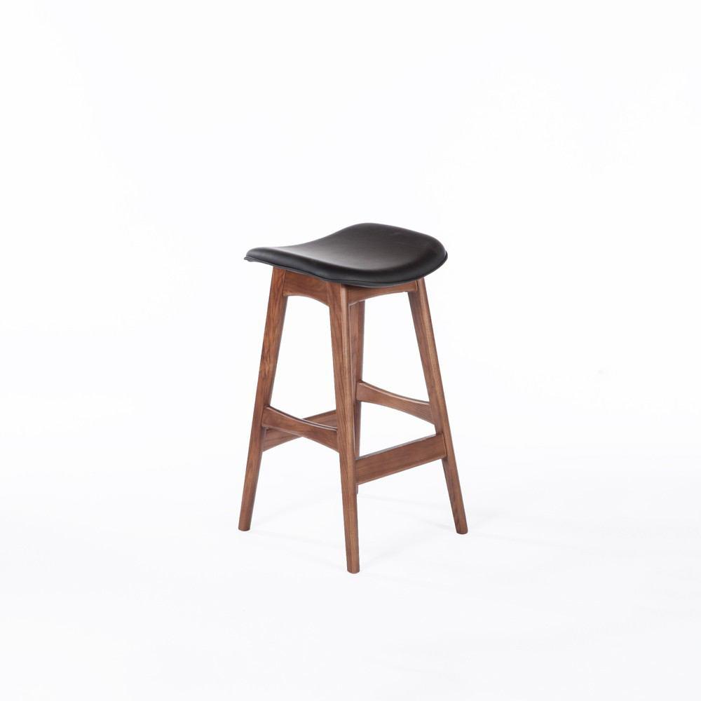 Control Brand Vennesla Counter Stool
