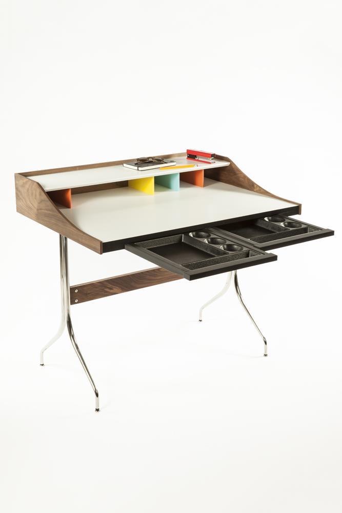 Control Brand The Swag Desk