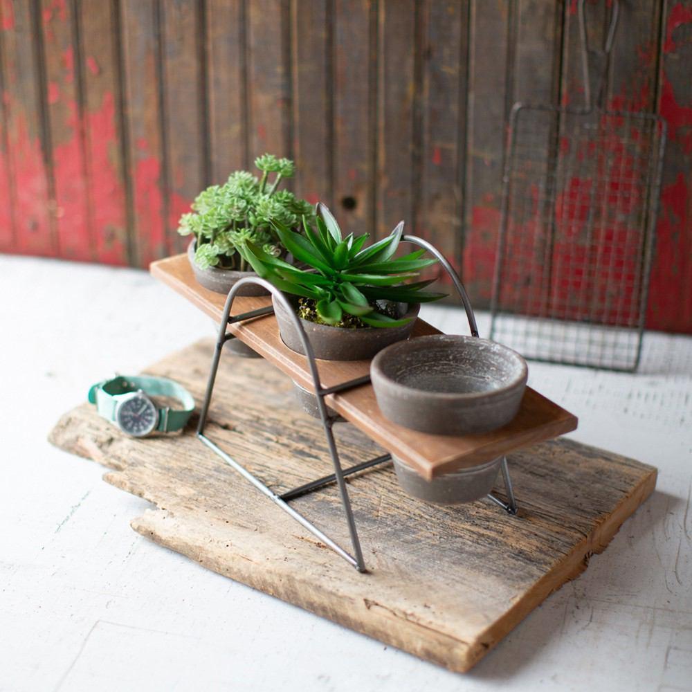 Kalalou Three Grey Clay Pots On A Wood & Wire Base