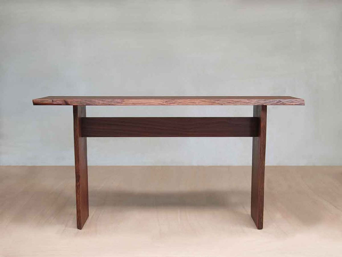 Masaya Gavilana Hall Table