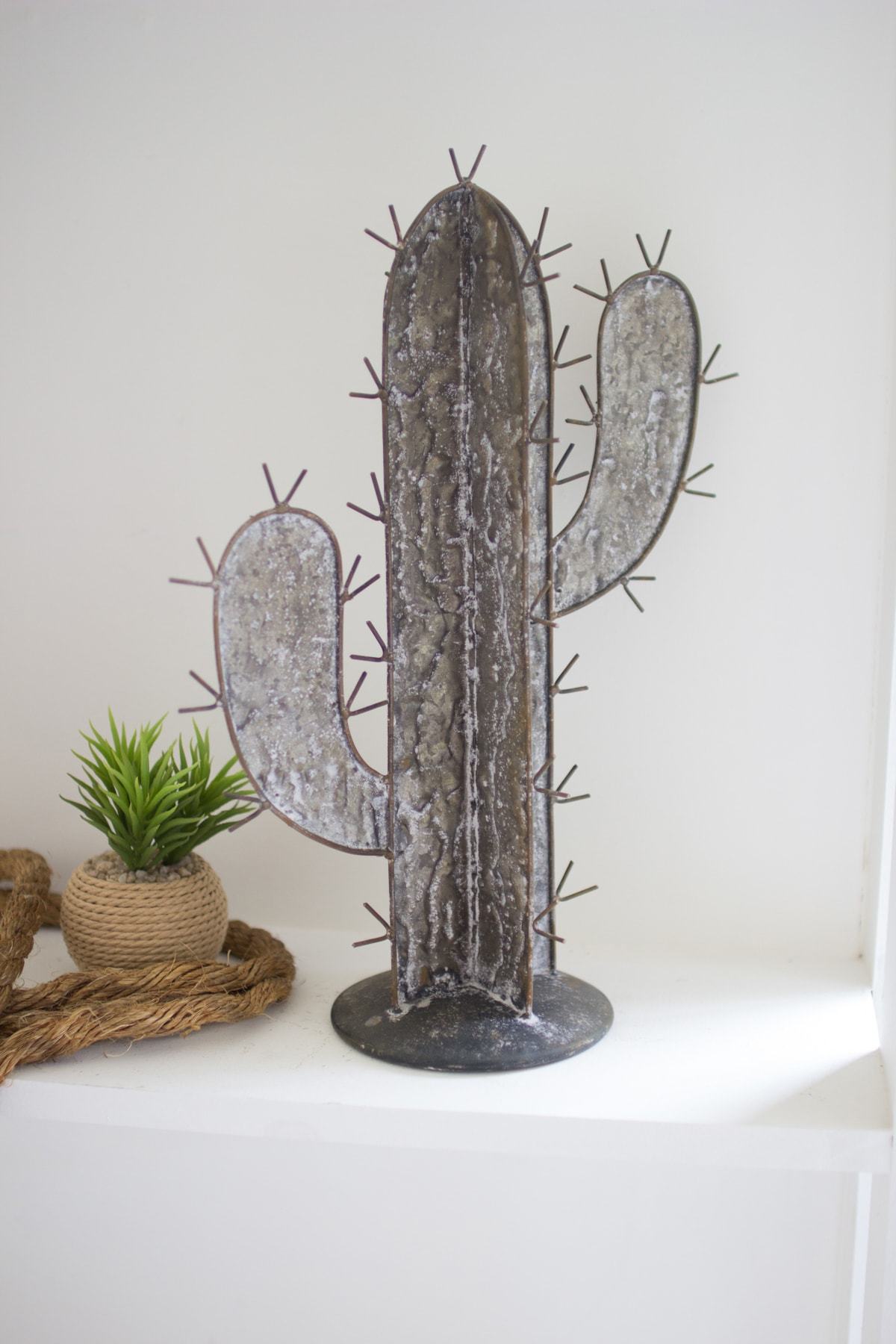 Kalalou Galvanized Metal Cactus