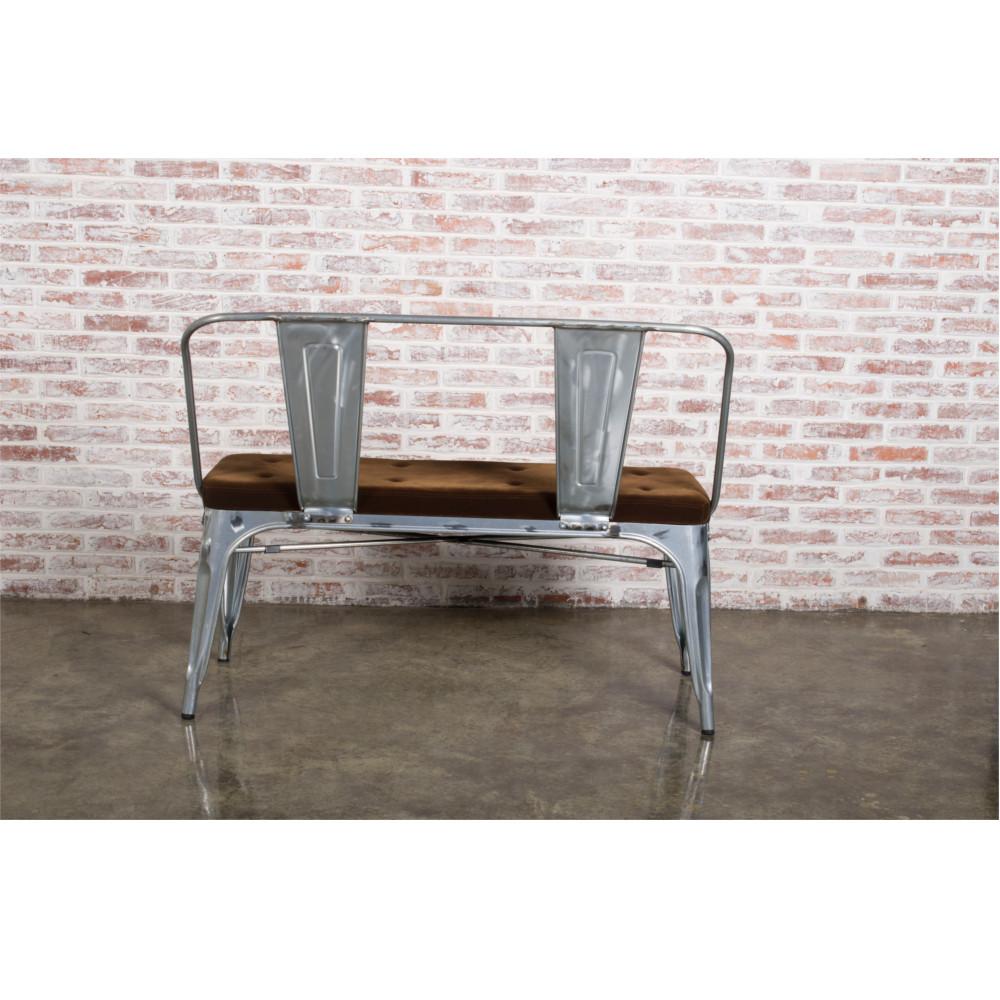 Fine Mod Imports Back Lounge