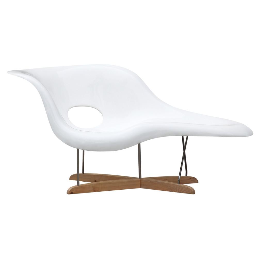 Fine Mod Imports Day Lounge