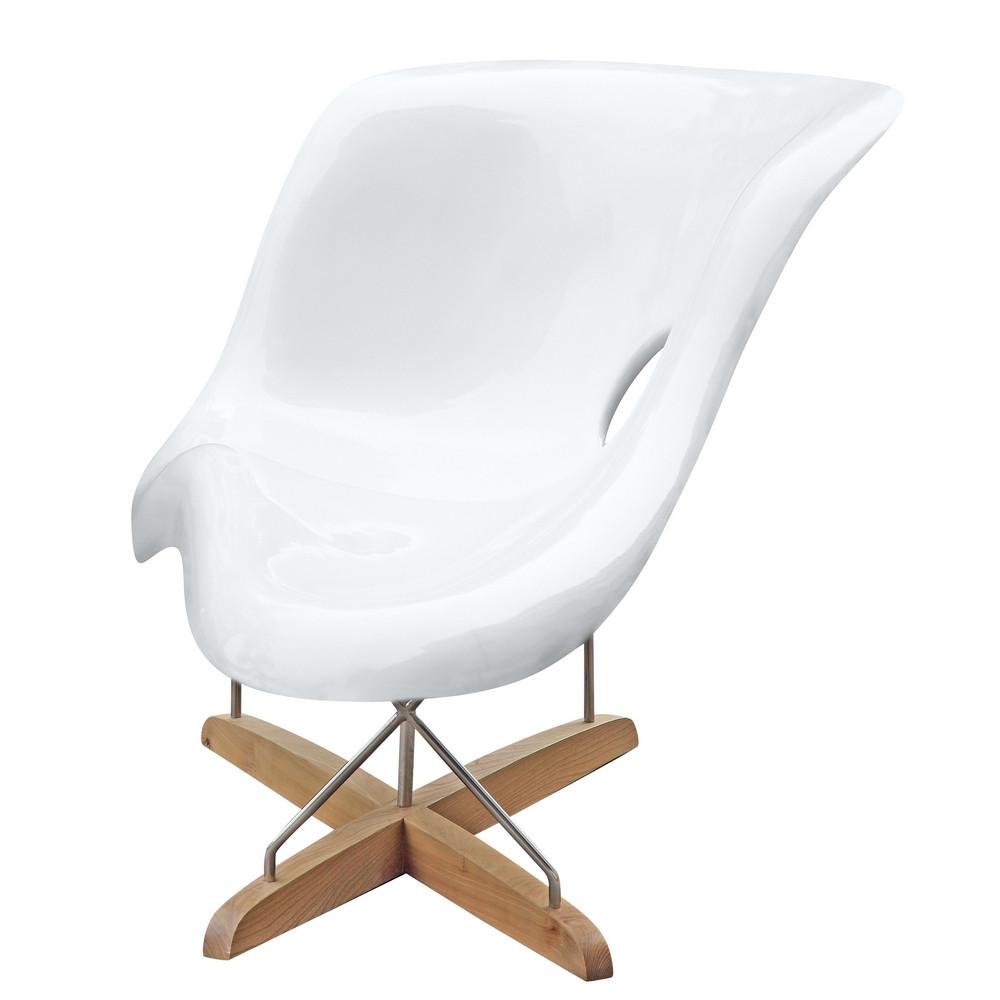 Fine Mod Imports Day Lounge