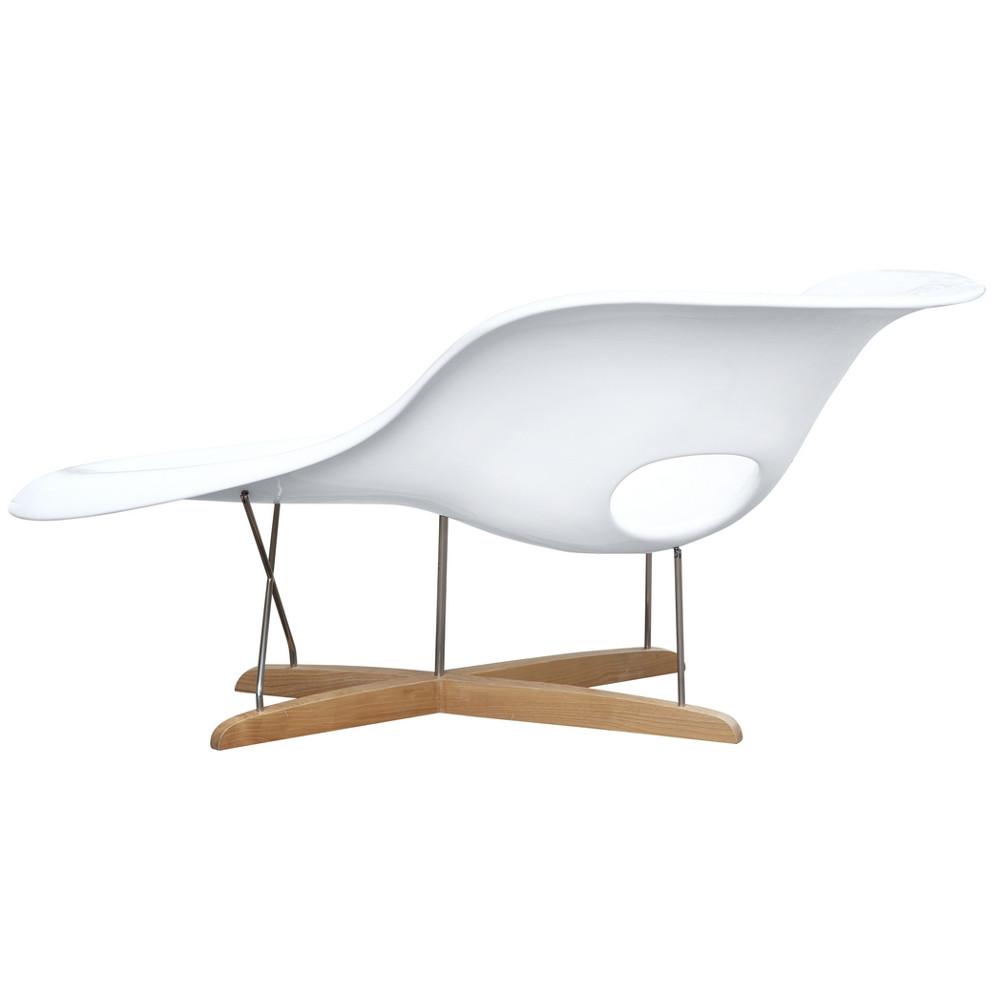 Fine Mod Imports Day Lounge