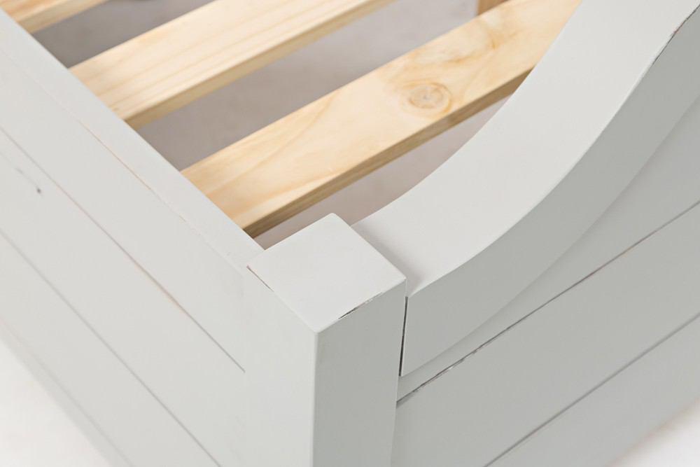 Jofran Chesapeake Dove Queen Storage Bed