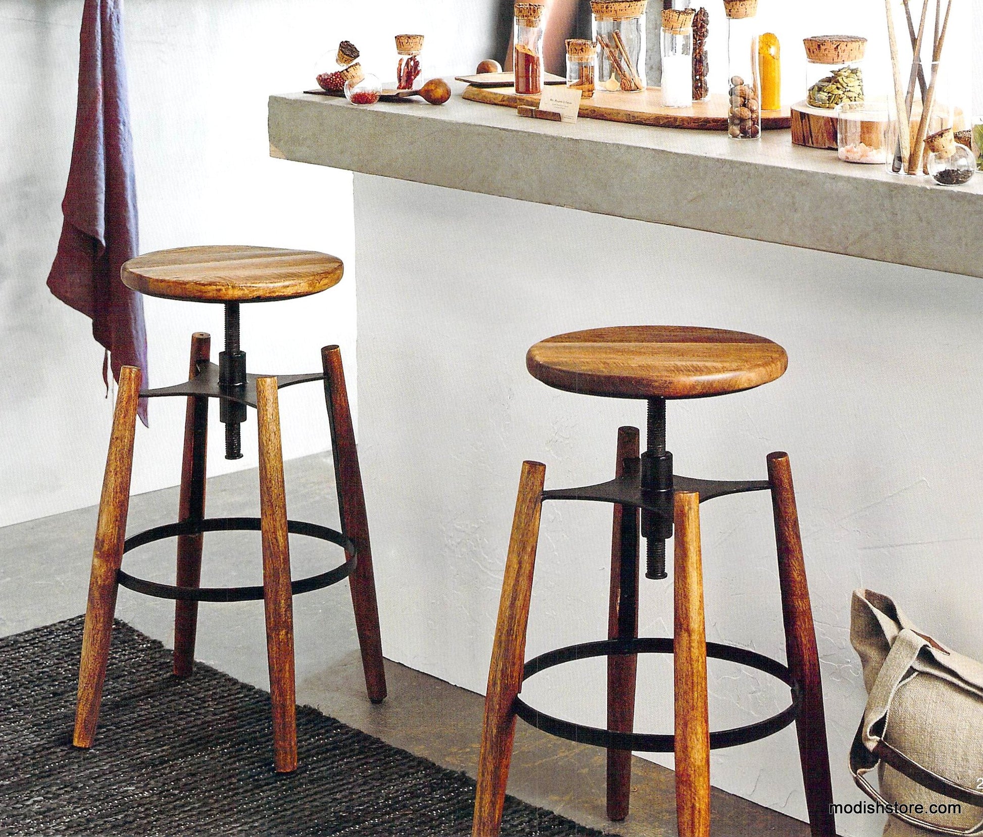 Roost Gunnison Swivel Stool