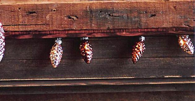 Roost Glass Pine Cone Light Strands