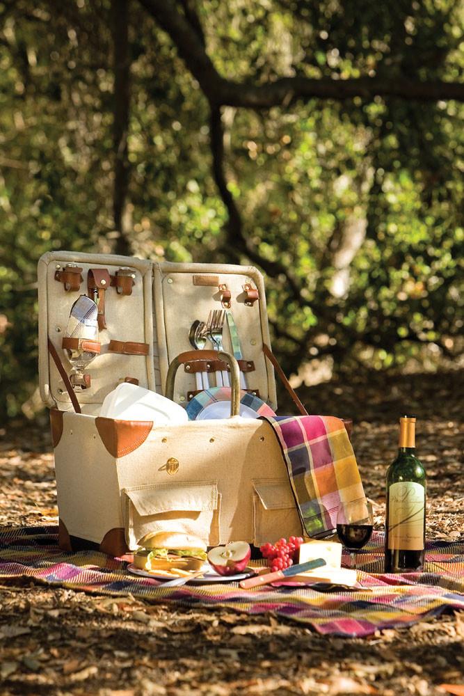 Picnic Time Pioneer Picnic Basket