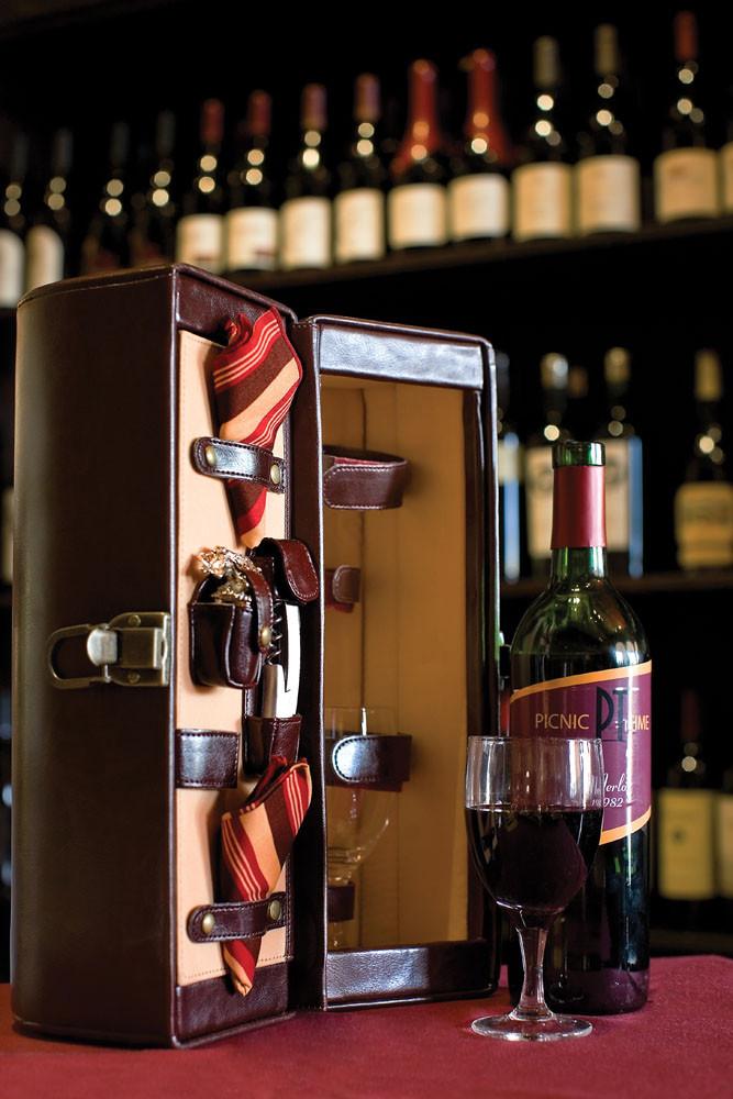 Picnic Time Harmony Wine Tote - Set of 2