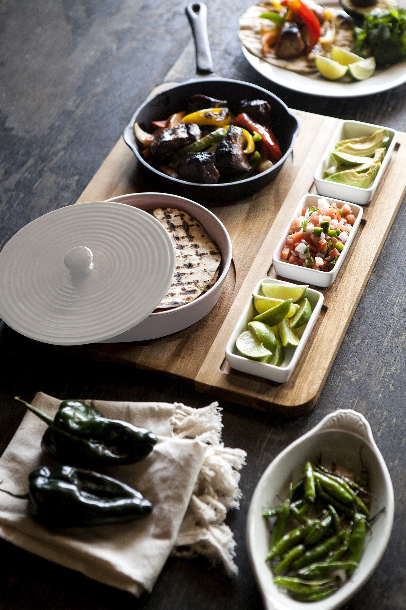 Picnic Time Fajita Station Cast Iron griddle tortilla warma and serving tray