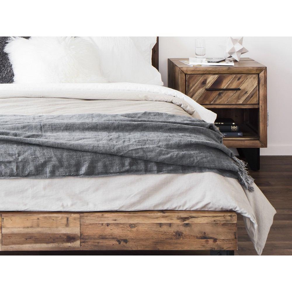 Moe's Home Collection Retreat Throw