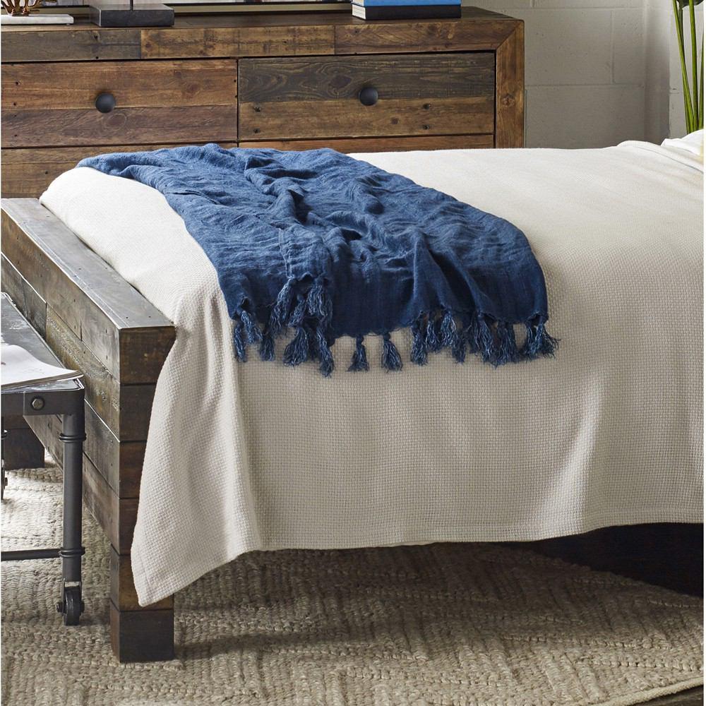 Moe's Home Collection Retreat Throw