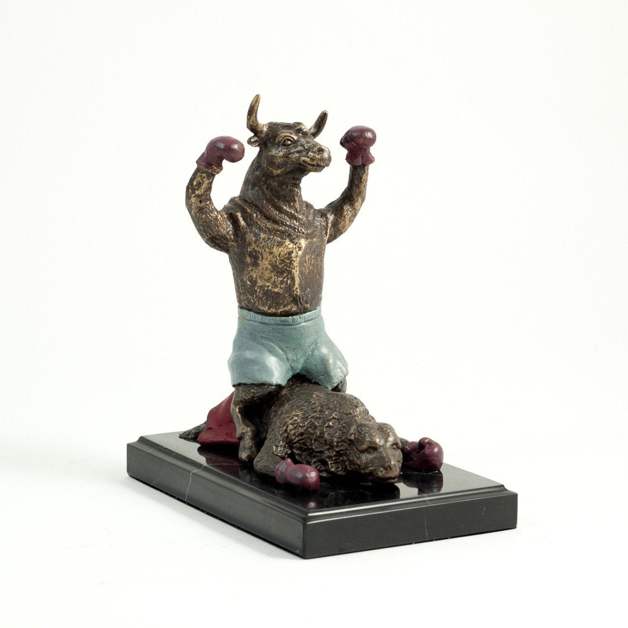 Bey-Berk "Knock-Out Bull" Sculpture