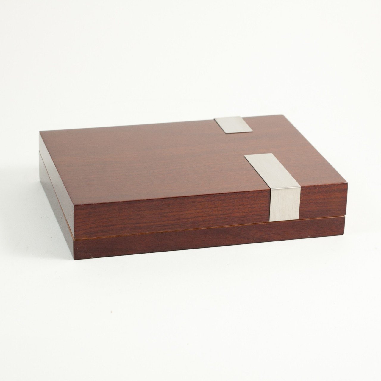 Bey-Berk 12 Cigar Walnut Travel Humidor