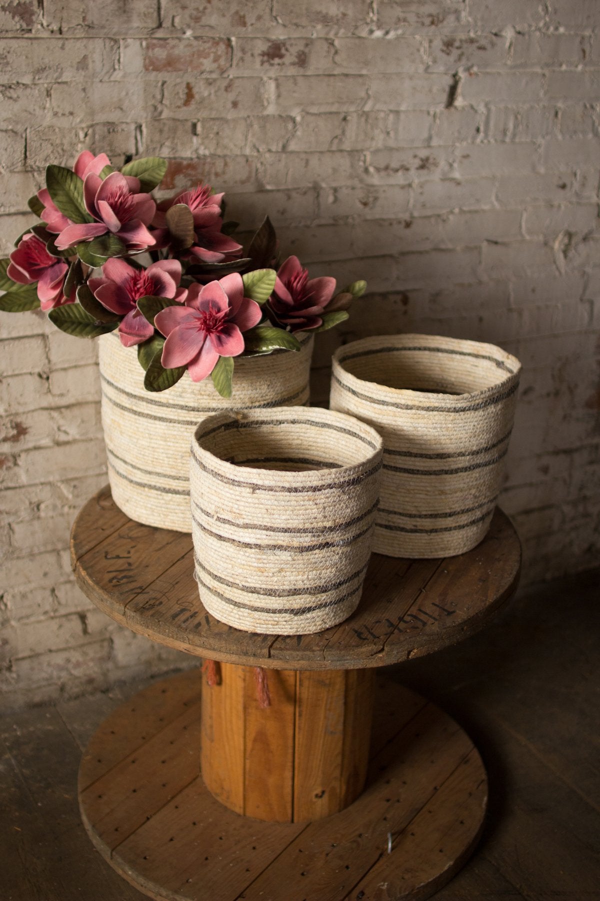Kalalou Set Of 3 Round Woven Seagrass Baskets
