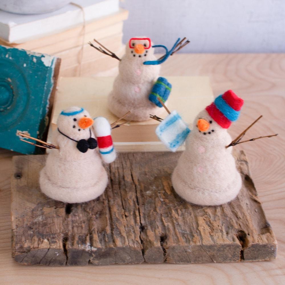 Kalalou Set Of 3 Felt Snowmen Beach Bums