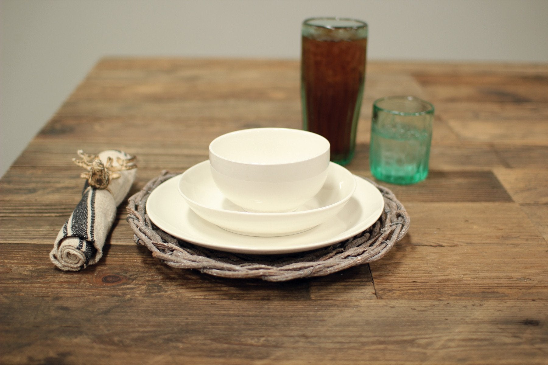 Kalalou White Ceramic Dinnerware (Min 4) - Set Of 3