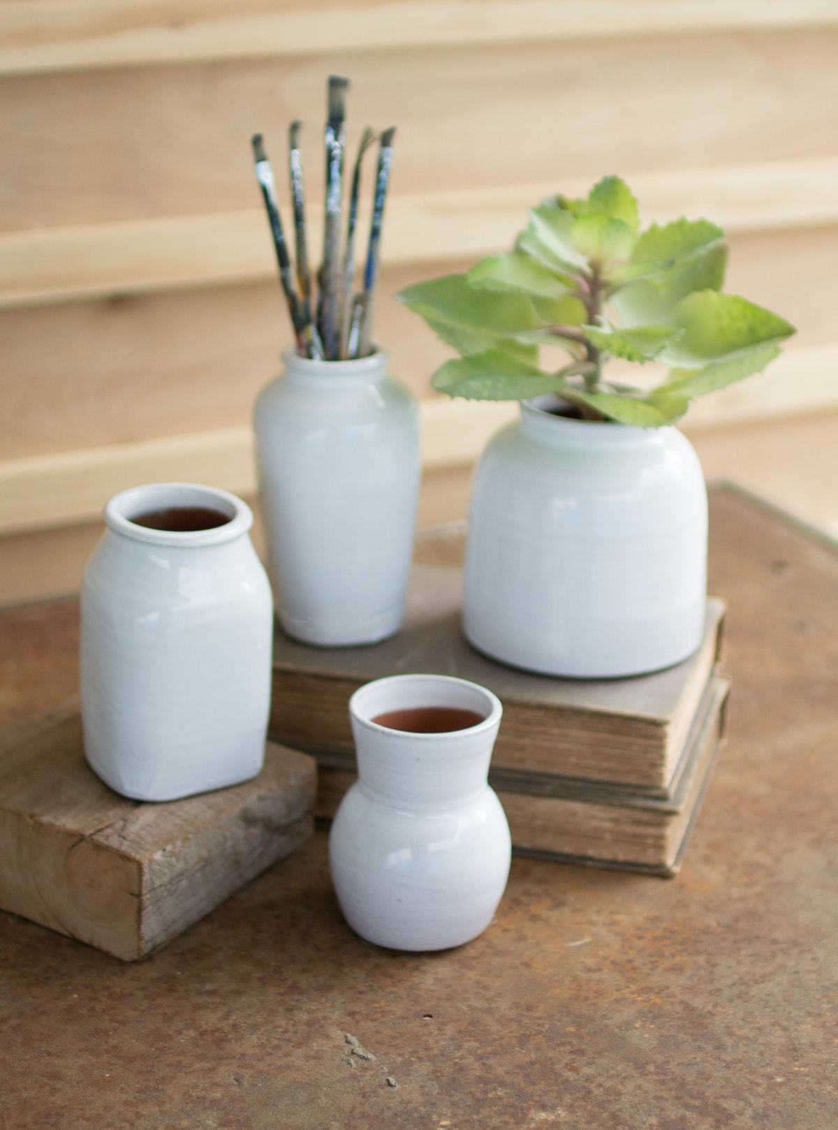 Kalalou Set Of 4 Matte CDV1912/0034 White Ceramic Vases