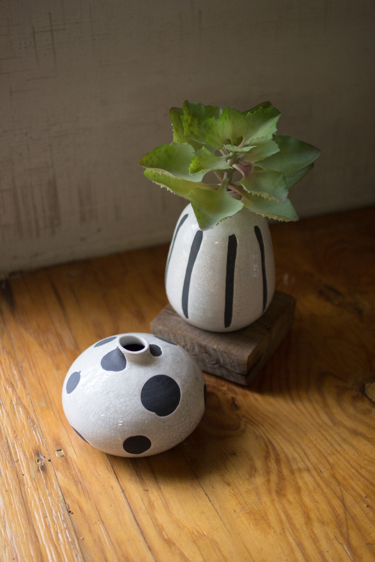 Kalalou Set Of 2 Ceramic Glazed White With Black Detail Vessels
