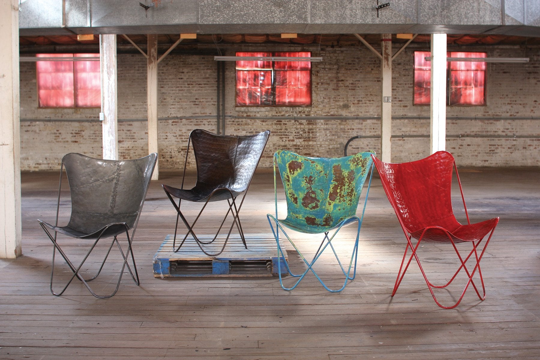 Kalalou Iron Butterfly Chair