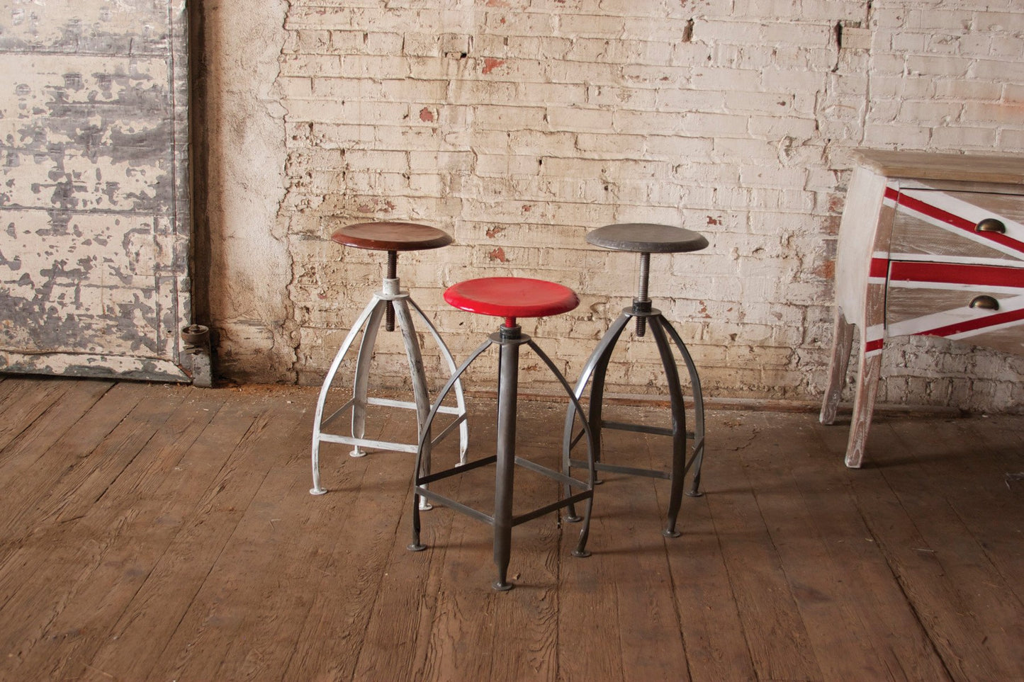 Kalalou Metal Stool With Adjustable Top - Rust Seat With Antique White Base
