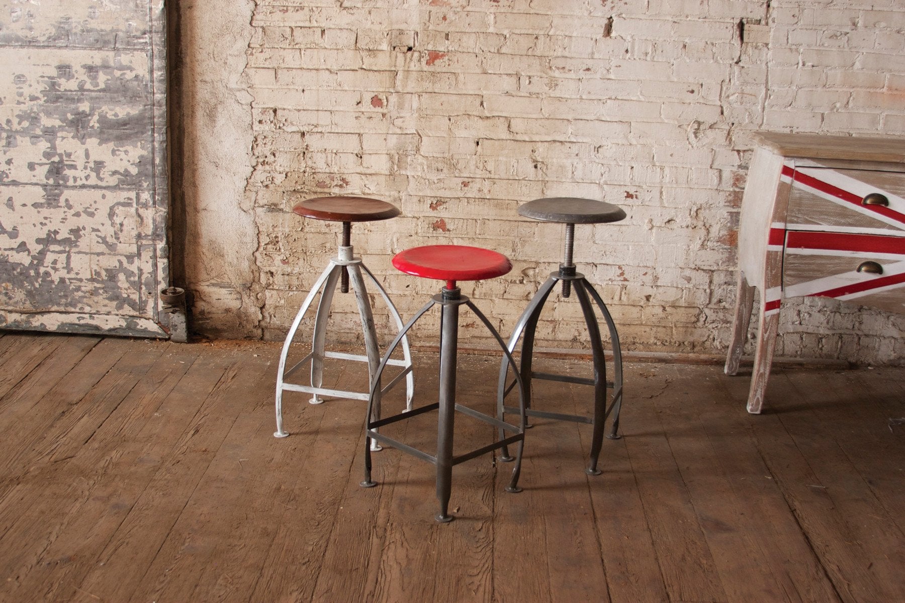 Kalalou Metal Stool With Adjustable Top - Rust Seat With Antique White Base