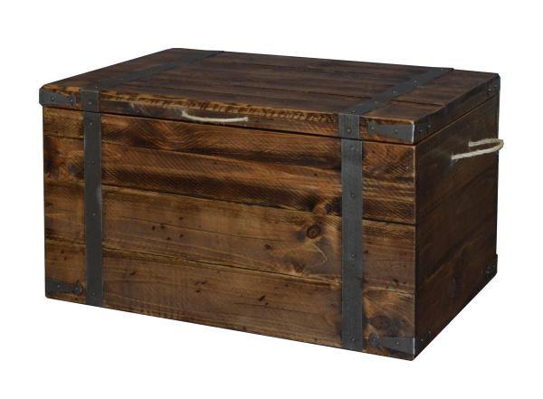 2-Day Designs Captain's Chest