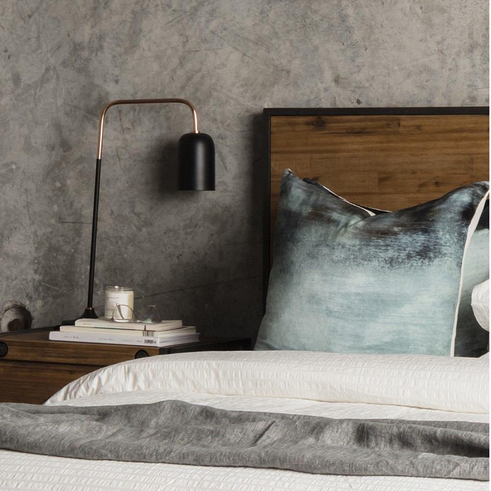 Moe's Home Collection Fisher Table Lamp