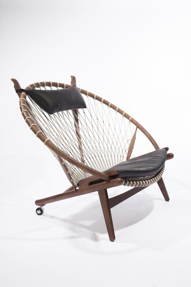 Control Brand The Hoop Chair