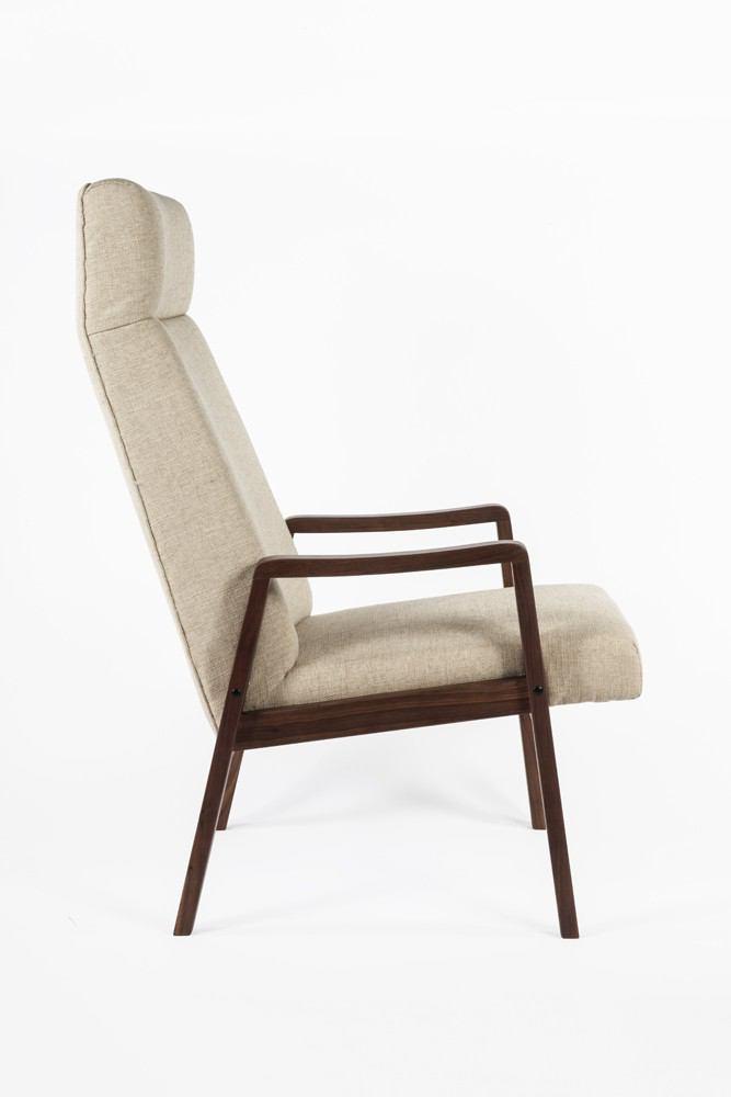 Control Brand The Flying Lounge Chair