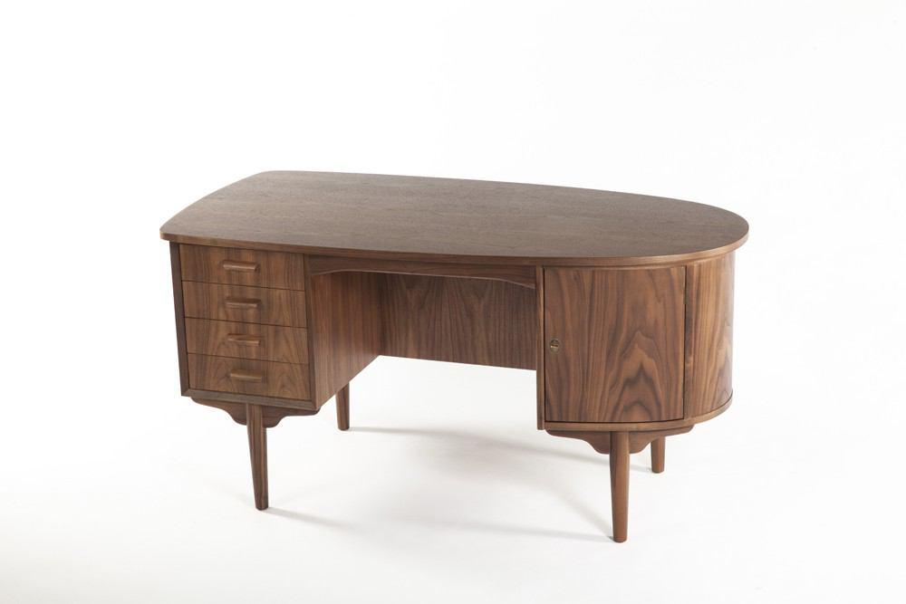 Control Brand The Thatcher Desk