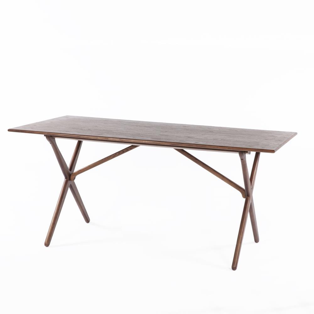 Control Brand The Eslov Table