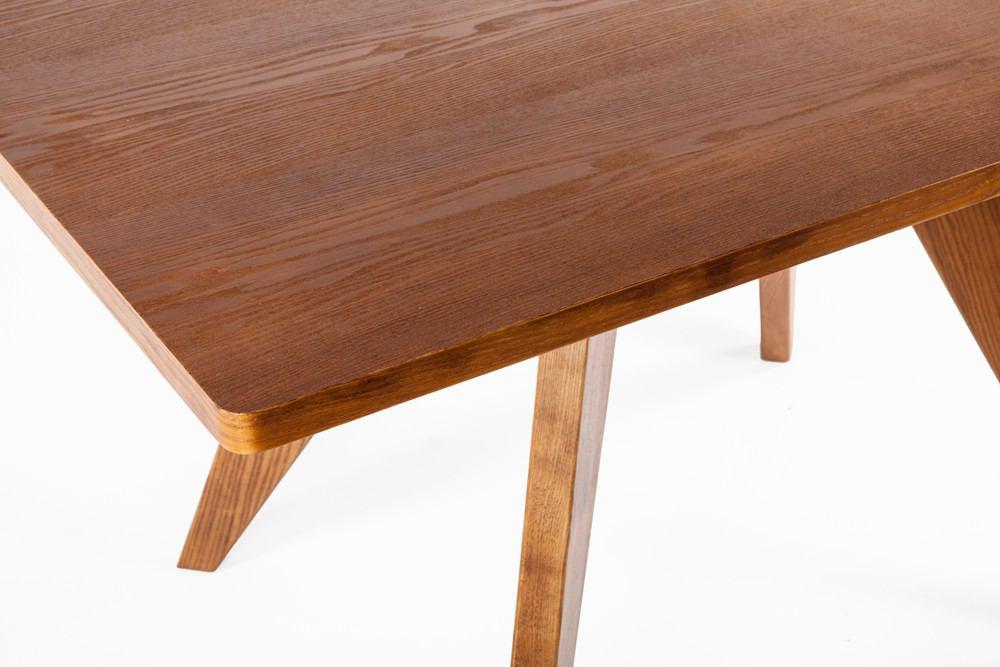 Control Brand The Eme Dining Table