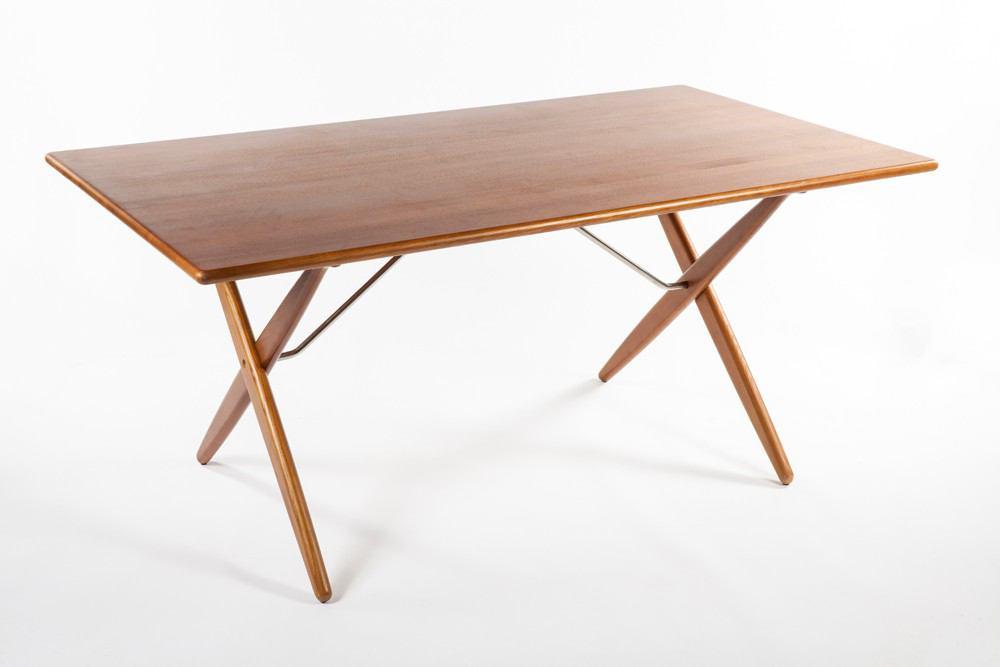 Control Brand The Brabart Table