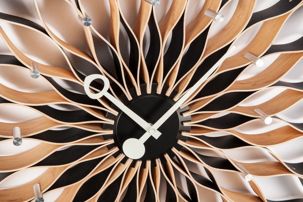 Control Brand Sunflower Clock