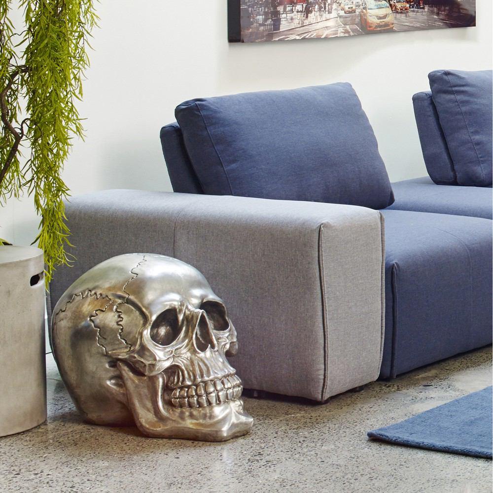Moe's Home Collection Yorick Skull Gun Metal