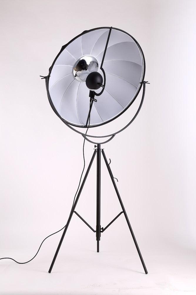 Control Brand The Fortuny Moda Floor Lamp