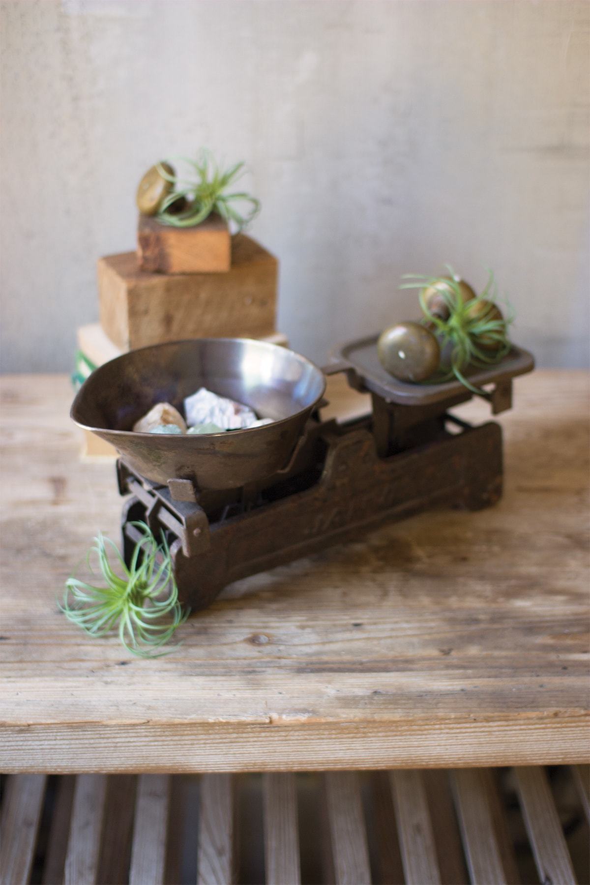 Kalalou Refurbished Antique Metal Scale