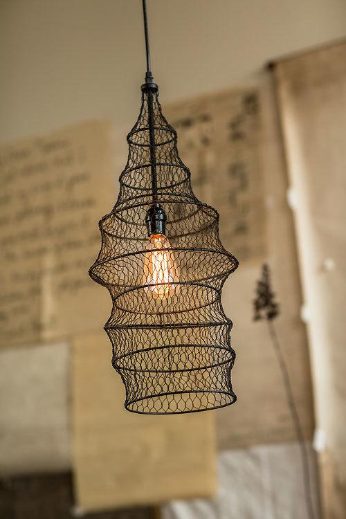 Oohlong Fish Trap Wire Pendant Lamp