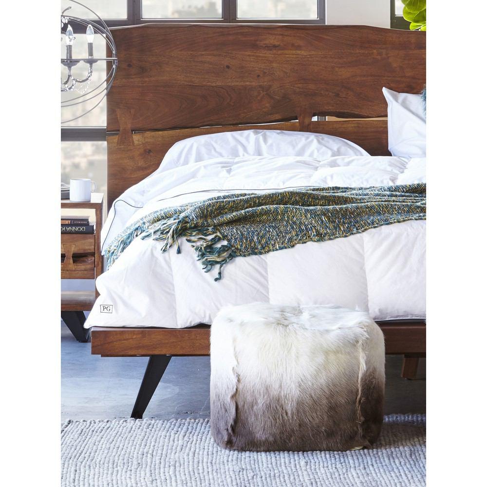Moe's Home Collection Heidi Throw