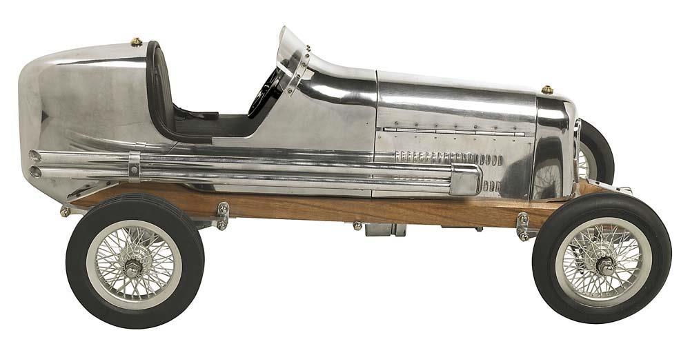 Bantam Midget - 19" By Authentic Models