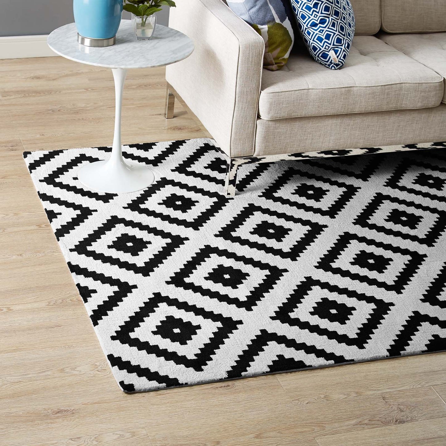 Modway Alika Abstract Diamond Trellis Area 5*8/8*10 Area Rug