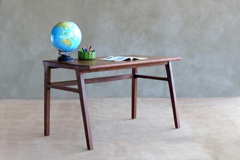Masaya Nazarel Desk