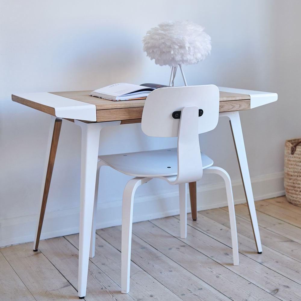 UMAGE Ambitions Desk